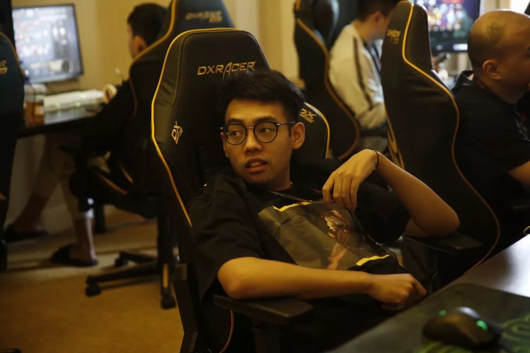 KPL第二轮赛程已出！XYG海报内涵KPL不公平？同为S组，差别太大