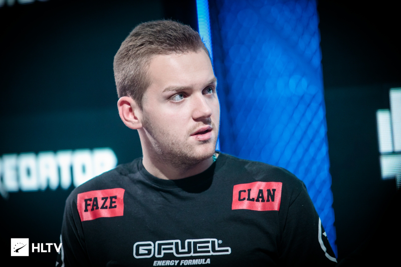 谁在第26分钟被速推了？ HOYA 在对局中击杀了 bin ， ThunderTalk Gaming 主导了比赛，将 Bilibili Gaming 送入了败者组