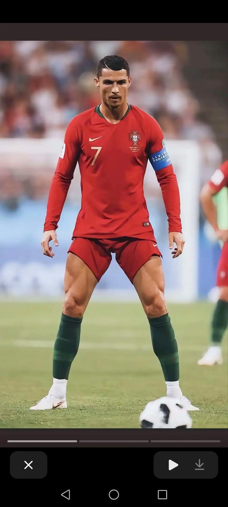 [图]莱昂纳多梅开二度 上海海港险胜武汉三镇